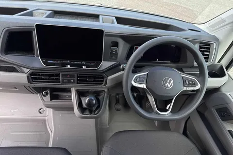 DF75TXW Volkswagen Crafter CR35 Panel van Commerce Plus LWB Maxi 140 PS 2.0 TDI 6sp Man - Camera/Step Thumbnail #12