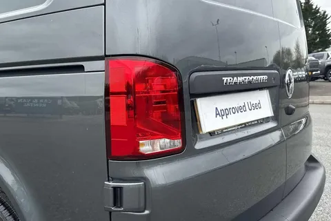 DE74PXJ Volkswagen Transporter 2.0 TDI 110 Startline Van Thumbnail #15