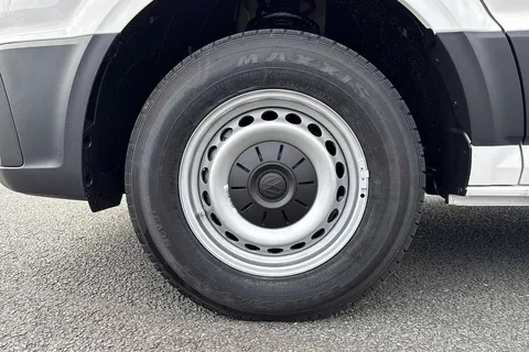 DF75TXW Volkswagen Crafter CR35 Panel van Commerce Plus LWB Maxi 140 PS 2.0 TDI 6sp Man - Camera/Step Thumbnail #22