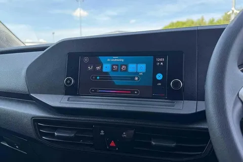 DF75TWV Volkswagen Caddy 2.0 TDI 102PS Commerce Van [Business/Tech Pack] Thumbnail #18