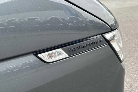 DE74PXJ Volkswagen Transporter 2.0 TDI 110 Startline Van Thumbnail #26