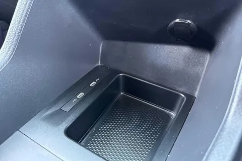 DF75TWV Volkswagen Caddy 2.0 TDI 102PS Commerce Van [Business/Tech Pack] Thumbnail #38