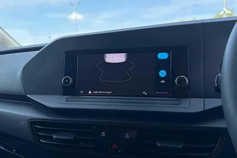 DF75TWV Volkswagen Caddy 2.0 TDI 102PS Commerce Van [Business/Tech Pack] Thumbnail #48