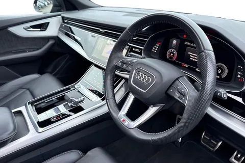 BT20CPZ Audi Q8 50 TDI Quattro S Line 5dr Tiptronic [Leather] Thumbnail #8