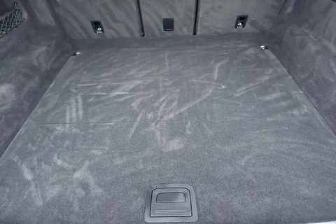 BT20CPZ Audi Q8 50 TDI Quattro S Line 5dr Tiptronic [Leather] Thumbnail #10