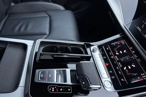 BT20CPZ Audi Q8 50 TDI Quattro S Line 5dr Tiptronic [Leather] Thumbnail #46