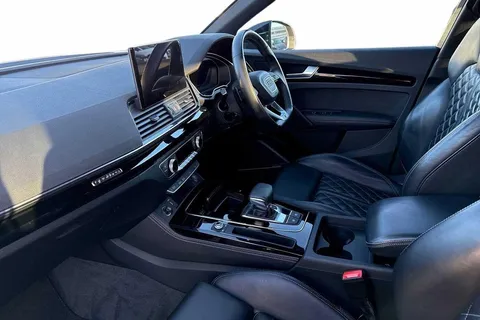 DH73HGC Audi Q5 Edition 1 40 TDI quattro 204 PS S tronic Thumbnail #2