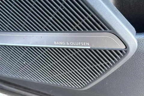 DH73HGC Audi Q5 Edition 1 40 TDI quattro 204 PS S tronic Thumbnail #24