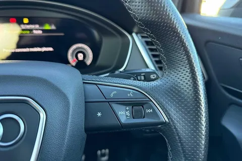 DH73HGC Audi Q5 Edition 1 40 TDI quattro 204 PS S tronic Thumbnail #25