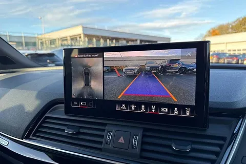 DH73HGC Audi Q5 Edition 1 40 TDI quattro 204 PS S tronic Thumbnail #31