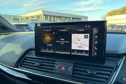 DH73HGC Audi Q5 Edition 1 40 TDI quattro 204 PS S tronic Thumbnail #32