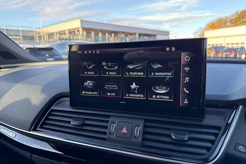 DH73HGC Audi Q5 Edition 1 40 TDI quattro 204 PS S tronic Thumbnail #33