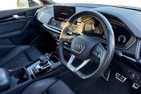 D44LLE Audi Q5 2.0 TDI 40 Edition 1 Sportback S Tronic quattro Euro 6 (s/s) 5dr Thumbnail #42