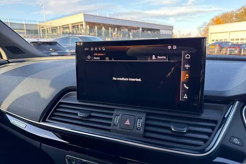 DH73HGC Audi Q5 Edition 1 40 TDI quattro 204 PS S tronic Thumbnail #36