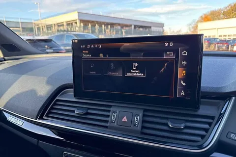 DH73HGC Audi Q5 Edition 1 40 TDI quattro 204 PS S tronic Thumbnail #37