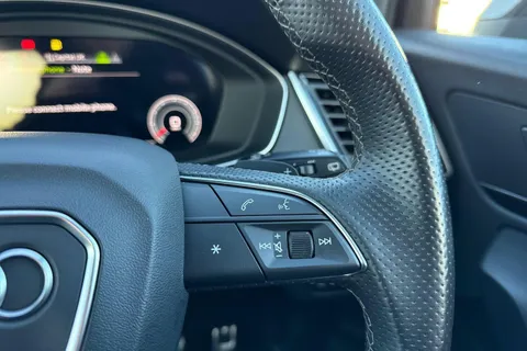 D44LLE Audi Q5 2.0 TDI 40 Edition 1 Sportback S Tronic quattro Euro 6 (s/s) 5dr Thumbnail #57