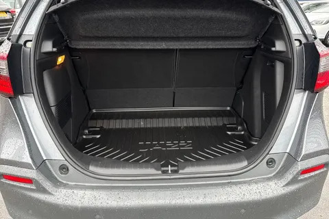 9 of 52 for HONDA JAZZ 1.5 i-MMD Hybrid Crosstar EX 5dr eCVT