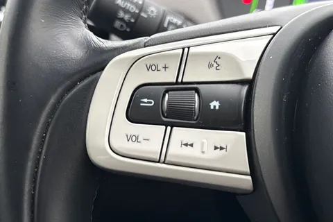 31 of 52 for HONDA JAZZ 1.5 i-MMD Hybrid Crosstar EX 5dr eCVT