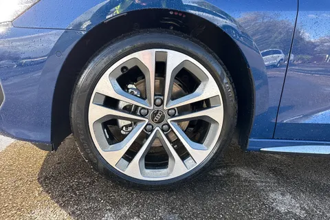 10 of 54 for Audi A3 1.5 TFSI S line Euro 6 (s/s) 4dr