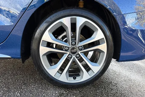 12 of 54 for Audi A3 1.5 TFSI S line Euro 6 (s/s) 4dr