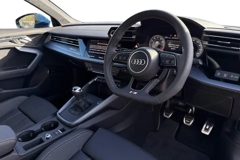 13 of 54 for Audi A3 1.5 TFSI S line Euro 6 (s/s) 4dr