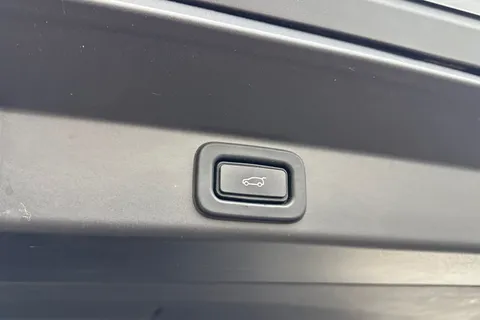 BD72GXT Land Rover Range Rover Sport 3.0 D300 Dynamic SE 5dr Thumbnail #35