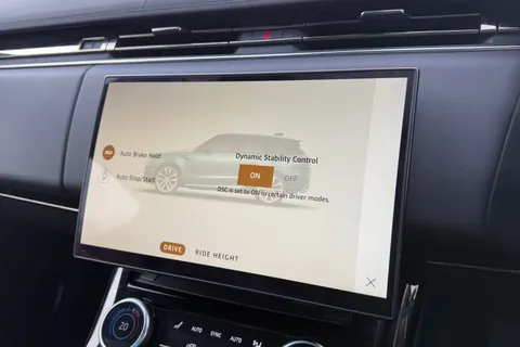 BD72GXT Land Rover Range Rover Sport 3.0 D300 Dynamic SE 5dr Thumbnail #37