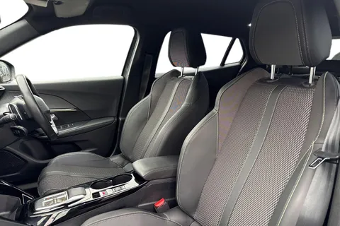 BL24WDZ PEUGEOT 2008 1.2 PureTech GT EAT Euro 6 (s/s) 5dr Thumbnail #10