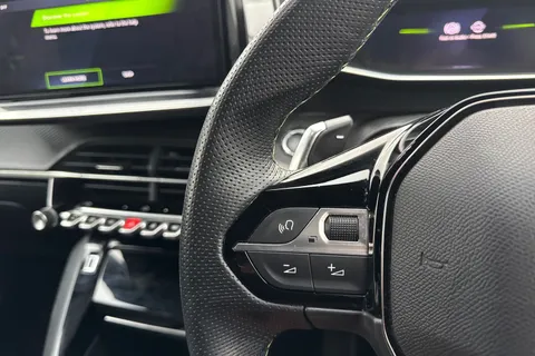 BL24WDZ PEUGEOT 2008 1.2 PureTech GT EAT Euro 6 (s/s) 5dr Thumbnail #29