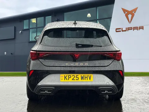 KP25WHV CUPRA Leon 1.5 TSI 150 V1 5dr Thumbnail #4