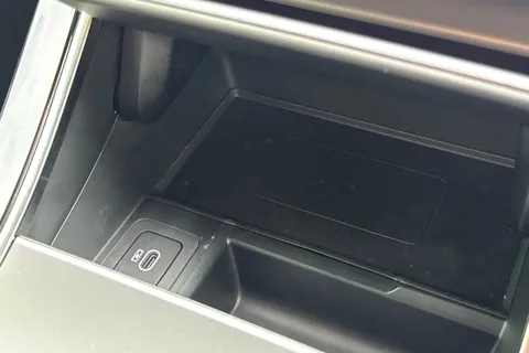 KR74EVF Land Rover Range Rover Evoque 2.0 D200 Dynamic SE 5dr Thumbnail #42