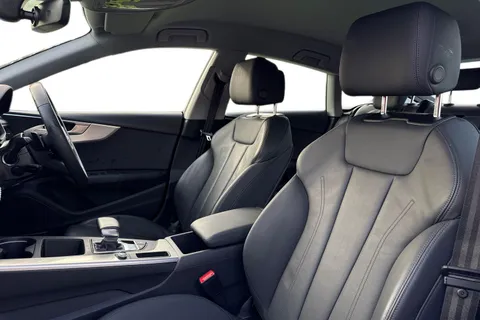 16 of 66 for Audi A5 Sport 35 TFSI 150 PS S tronic