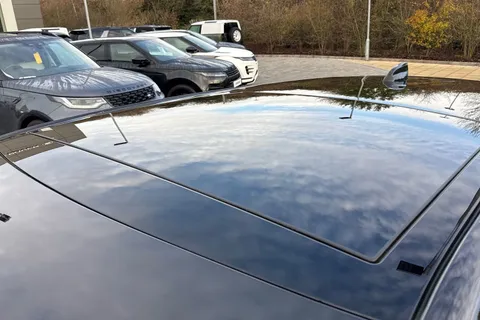 KP24OAJ Land Rover Range Rover Evoque 1.5 P300e Autobiography 5dr Thumbnail #31