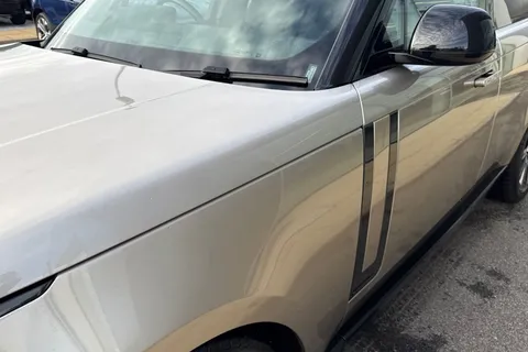 KY24BRX Land Rover Range Rover 3.0 P550e 38.2kWh Autobiography SUV 5dr Petrol Plug-in Hybrid Auto 4WD Euro 6 (s/s) (550 ps) Thumbnail #20