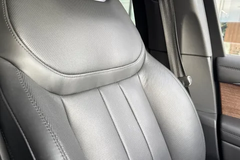 KY24BRX Land Rover Range Rover 3.0 P550e 38.2kWh Autobiography SUV 5dr Petrol Plug-in Hybrid Auto 4WD Euro 6 (s/s) (550 ps) Thumbnail #49