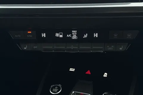 22 of 66 for Audi Q4 e-tron Q4 S line 40 e-tron 150,00 kW