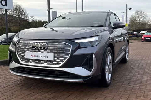 25 of 66 for Audi Q4 e-tron Q4 S line 40 e-tron 150,00 kW