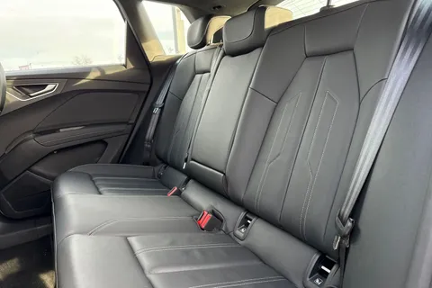 PK25WWU Audi Q4 e-tron Q4  Sport 45 e-tron  210,00 kW Thumbnail #18