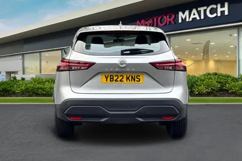 YB22KNS Nissan Qashqai 1.3 DiG-T MH Acenta Premium 5dr Thumbnail #4