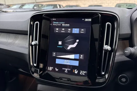 DX72LUL Volvo Xc40 1.5 T5 Recharge PHEV Ultimate Dark 5dr Auto Thumbnail #18