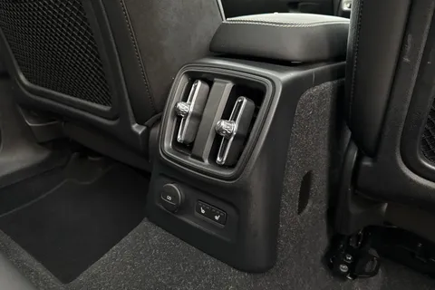 DX72LUL Volvo Xc40 1.5 T5 Recharge PHEV Ultimate Dark 5dr Auto Thumbnail #27