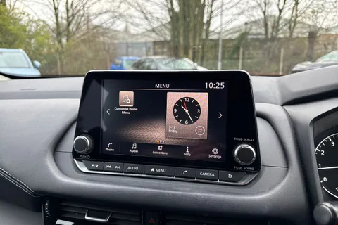 YB22KNS Nissan Qashqai 1.3 DiG-T MH Acenta Premium 5dr Thumbnail #34