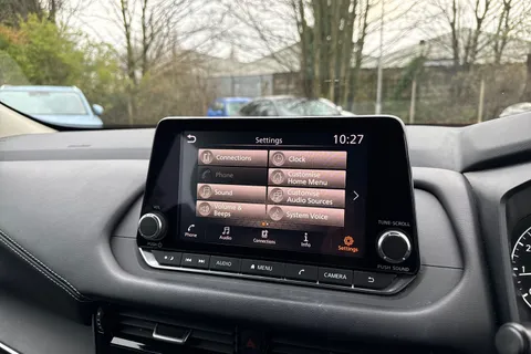 YB22KNS Nissan Qashqai 1.3 DiG-T MH Acenta Premium 5dr Thumbnail #42