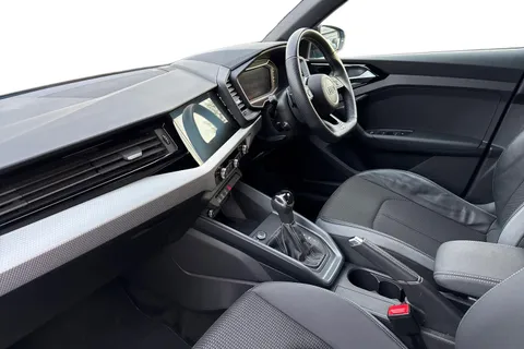 BD21EBU Audi A1 35 TFSI Black Edition 5dr S Tronic Thumbnail #14