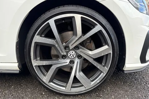 11 of 53 for Volkswagen Golf 2.0 TDI GTD DSG Euro 6 (s/s) 5dr