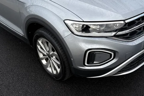 16 of 41 for VOLKSWAGEN T-ROC 1.5 TSI Style 5dr DSG