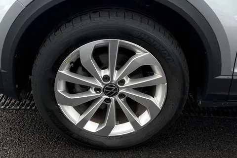 22 of 41 for VOLKSWAGEN T-ROC 1.5 TSI Style 5dr DSG