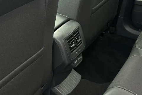 30 of 41 for VOLKSWAGEN T-ROC 1.5 TSI Style 5dr DSG