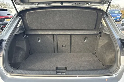 7 of 45 for VOLKSWAGEN T-ROC 1.5 TSI Style 5dr DSG