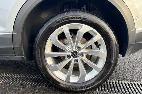 10 of 45 for VOLKSWAGEN T-ROC 1.5 TSI Style 5dr DSG